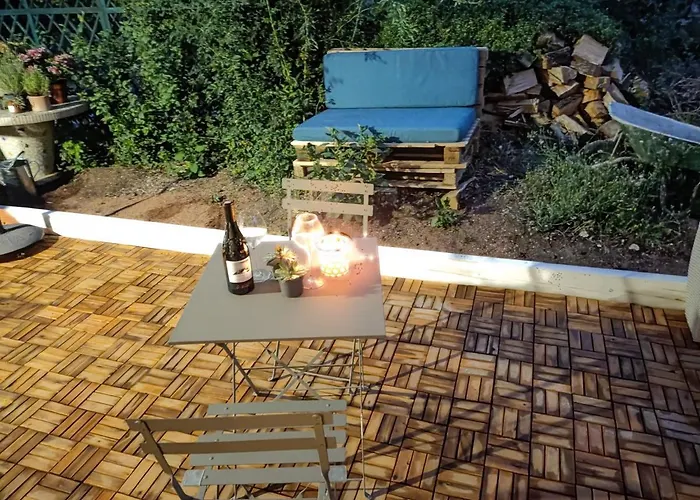 Superbe Appartement Avec Jacuzzi Avec Jardin Prive